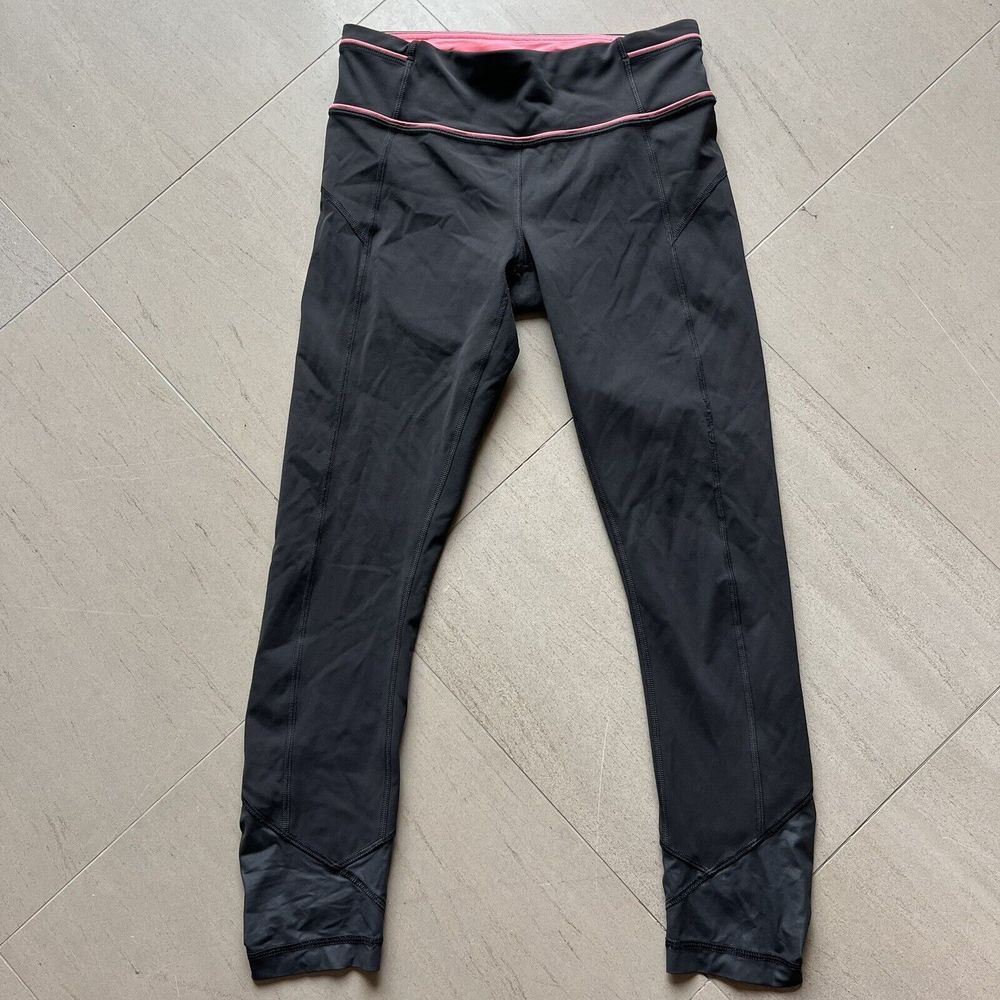 Lululemon Pace Queen Leggings Womens 6 Gray Pink 25” Yoga Athletic Fitness Walk